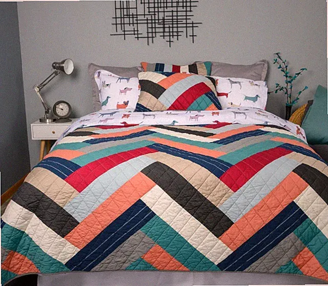 Ameridown Chevron Quilt Twin or King/ sham included
