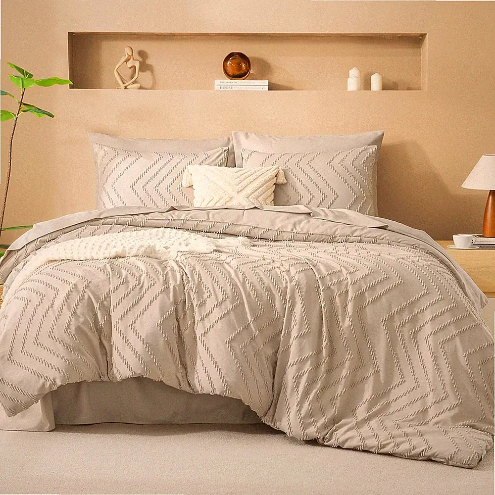 Litanika 7 piece chevron tufted bedding set