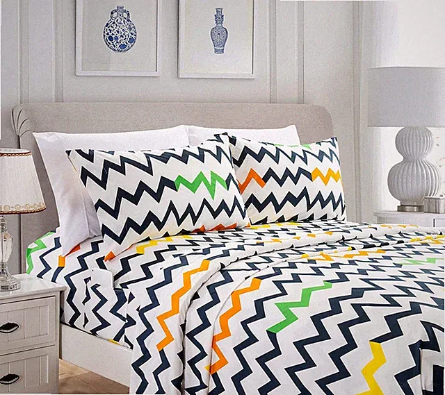 Chevron Pattern Collection 4-Piece Sheet Set Deep Pocket 1500 Thread Count, Fade