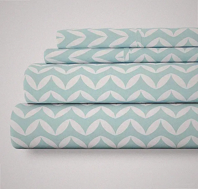 Ienjoy Home Blue Light Puffed Chevron Pattern Twin Size Sheet Set