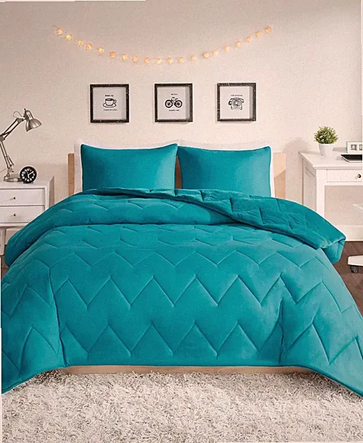 Intelligent Design Kai Chevron Plush to Microfiber Comforter Set, King/Cal King