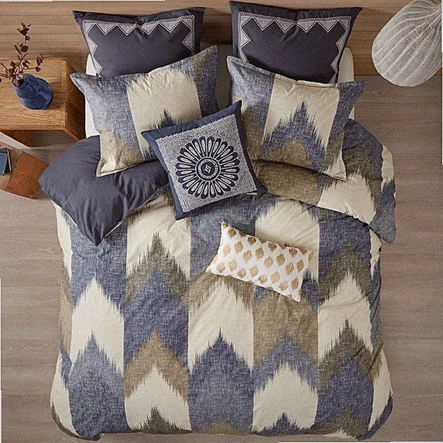 King Comforter Set, Cozy Lightweight All-Season with Shams, Navy Chevron