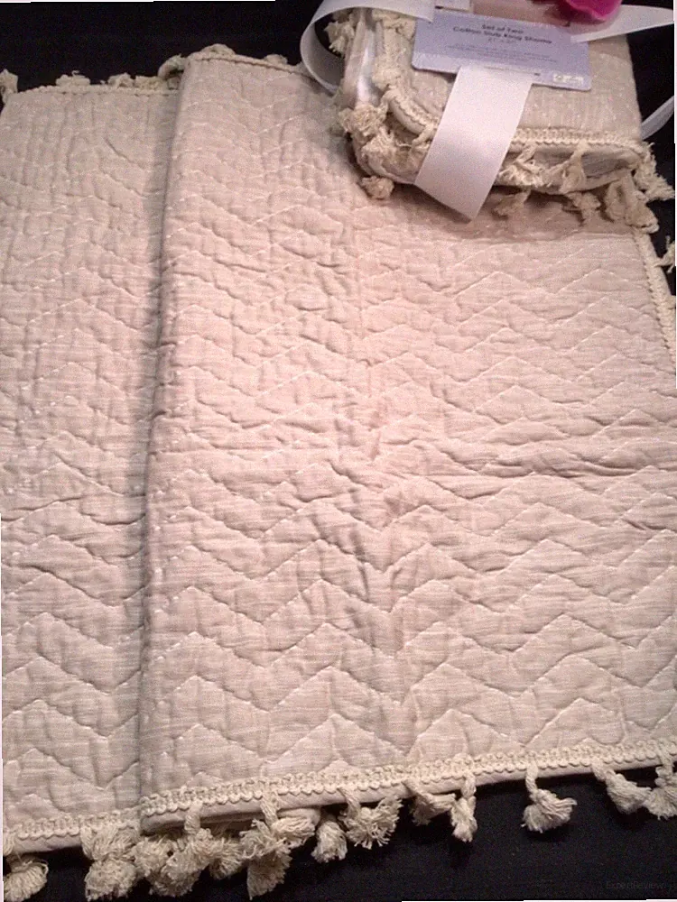 RACHEL ROY Pillow Shams KING 2 PC SET Beige Chevron Quilted w/ tassel Fringe
